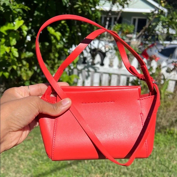 Everlane Mini Bag in Coral - Picture 11 of 11